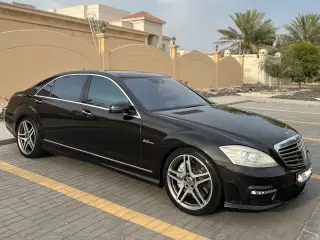 2010 Mercedes-Benz S-Class في Al Ain سيارة مستعملة