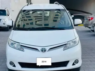 2014 Toyota Avalon in Sharjah used car