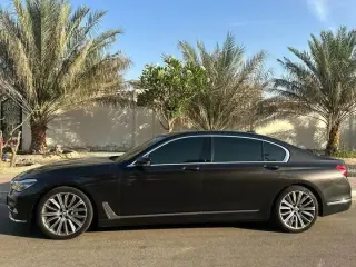 2016 BMW 7-Series في Dubai سيارة مستعملة