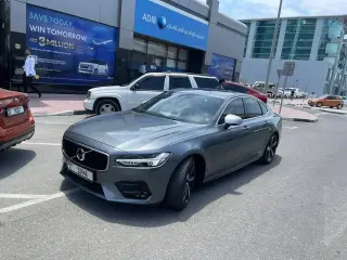 2019 Volvo S90 in Dubai used car