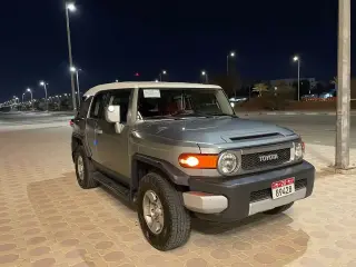 2009 Toyota FJ Cruiser in Al Ain used car