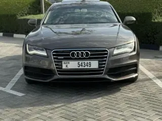 2014 Audi A7 في Dubai سيارة مستعملة