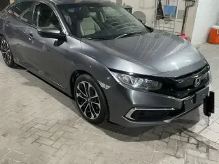 2019 Honda Civic in Dubai used car