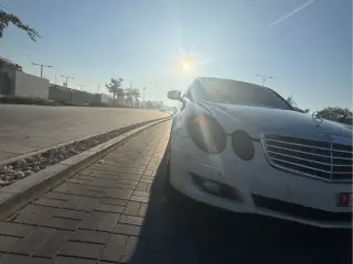 2009 Mercedes-Benz E-Class في Dubai سيارة مستعملة