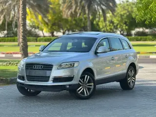 2009 Audi Q7 in Sharjah used car