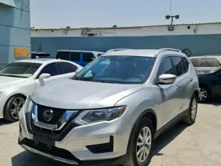 2018 Nissan Rogue in Dubai used car