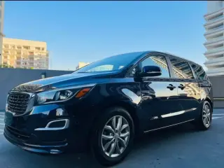 2020 Kia Sedona in Dubai used car