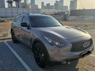2014 Infiniti QX70 in Dubai used car