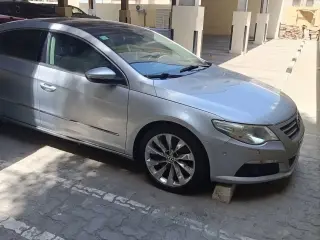 2012 Volkswagen Passat in Dubai used car