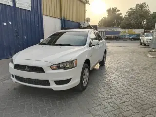 2016 Mitsubishi Lancer in Dubai used car