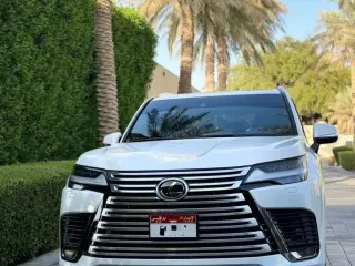 2022 Lexus LX600 في Abu Dhabi سيارة مستعملة