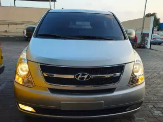 2009 Hyundai Starex in Dubai used car