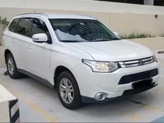 2015 Mitsubishi Outlander in Dubai used car