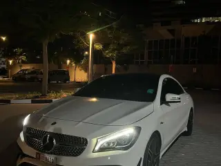 2018 Mercedes-Benz CLA في Abu Dhabi سيارة مستعملة