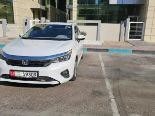 2024 Honda City in Abu Dhabi used car