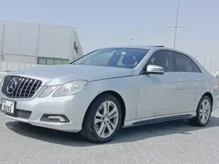 2011 Mercedes-Benz E-Class في Ajman سيارة مستعملة