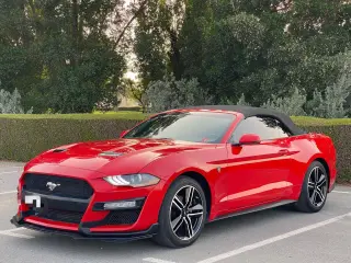 2017 Ford Mustang في Dubai سيارة مستعملة