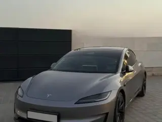 2025 Tesla MODEL 3 in Dubai used car