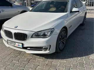 2010 BMW 7-Series في Dubai سيارة مستعملة