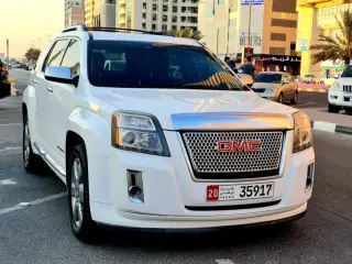2014 GMC Terrain في Sharjah سيارة مستعملة
