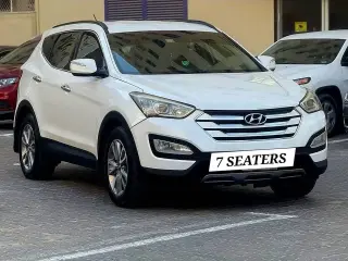 2014 Hyundai Santa Fe in Sharjah used car