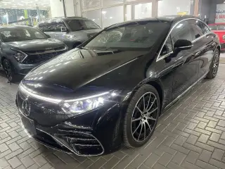 2023 Mercedes-Benz EQS في Dubai سيارة مستعملة