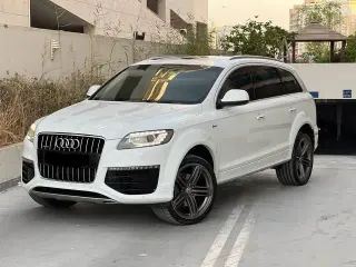 2015 Audi Q7 in Dubai used car