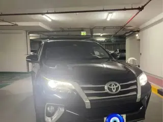 2016 Toyota Fortuner في Dubai سيارة مستعملة