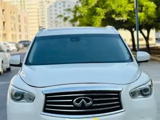 2014 Infiniti QX60 في Dubai سيارة مستعملة