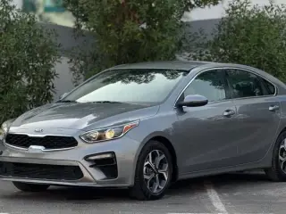 2021 Kia Forte في Dubai سيارة مستعملة
