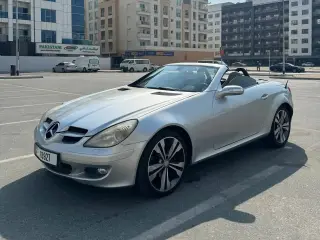 2007 Mercedes-Benz SLK في Dubai سيارة مستعملة