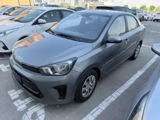 2021 Kia Pegas في Dubai سيارة مستعملة