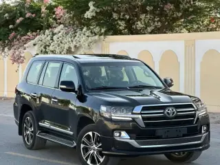 2020 Toyota Land Cruiser in Dubai used car