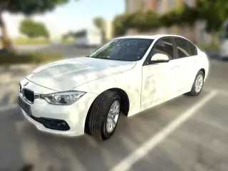 2018 BMW 3-Series في Dubai سيارة مستعملة