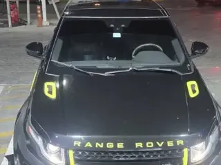 2017 Land Rover Range Rover Evoque in Dubai used car