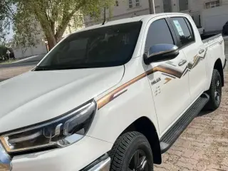 2024 Toyota Hilux in Abu Dhabi used car