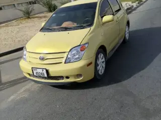 2004 Toyota XA in Dubai used car