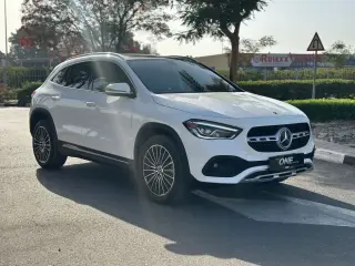 2023 Mercedes-Benz GLA في Dubai سيارة مستعملة
