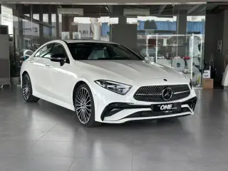 2023 Mercedes-Benz CLS في Dubai سيارة مستعملة