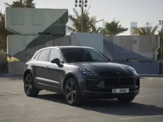 2022 Porsche Macan in Dubai used car
