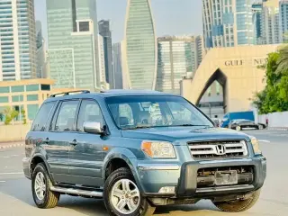 2007 Honda MR-V في Dubai سيارة مستعملة