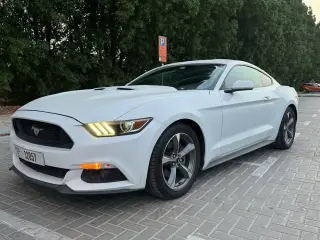 2015 Ford Mustang in Dubai used car