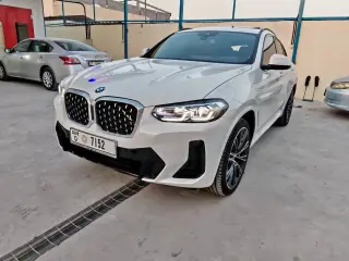 2023 BMW X4 في Dubai سيارة مستعملة