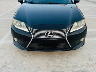 2014 Lexus ES in Dubai used car