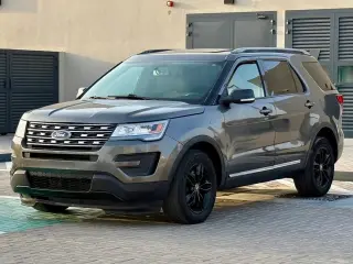 2017 Ford Explorer in Ajman used car