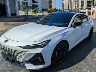 2023 Changan UNI V in Abu Dhabi used car