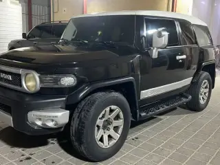 2008 Toyota FJ Cruiser in Dubai used car