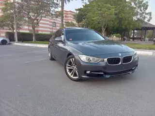 2014 BMW 3-Series في Abu Dhabi سيارة مستعملة