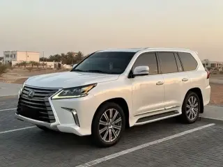 2017 Lexus LX 570 in Dubai used car