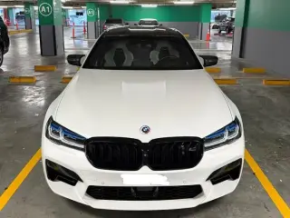 2019 BMW M5 في Dubai سيارة مستعملة